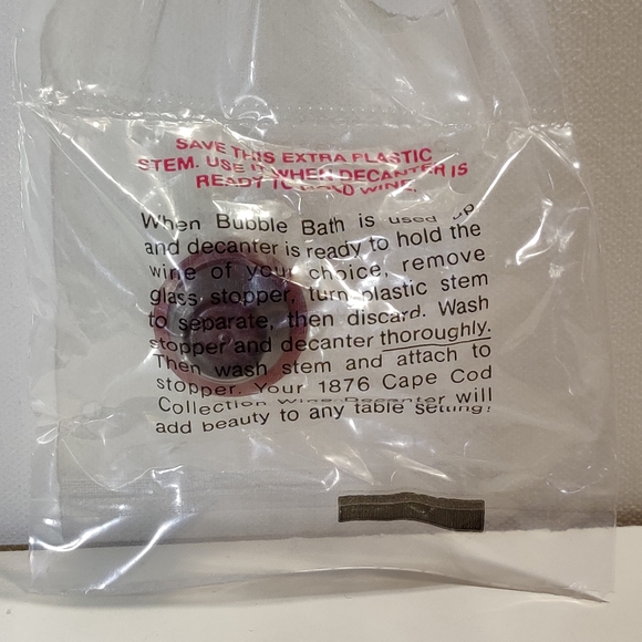 AVON 1876 Cape Cod Collection Wine Decanter - Picture 6 of 10